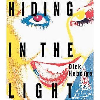 Verstecken im Licht: Über Bilder und Dinge (Comedia)