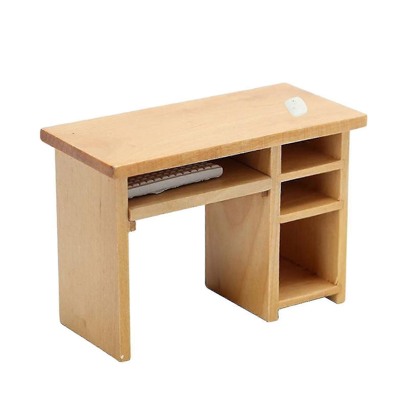 Balcão de computador com móveis de casa de boneca de mouse e teclado