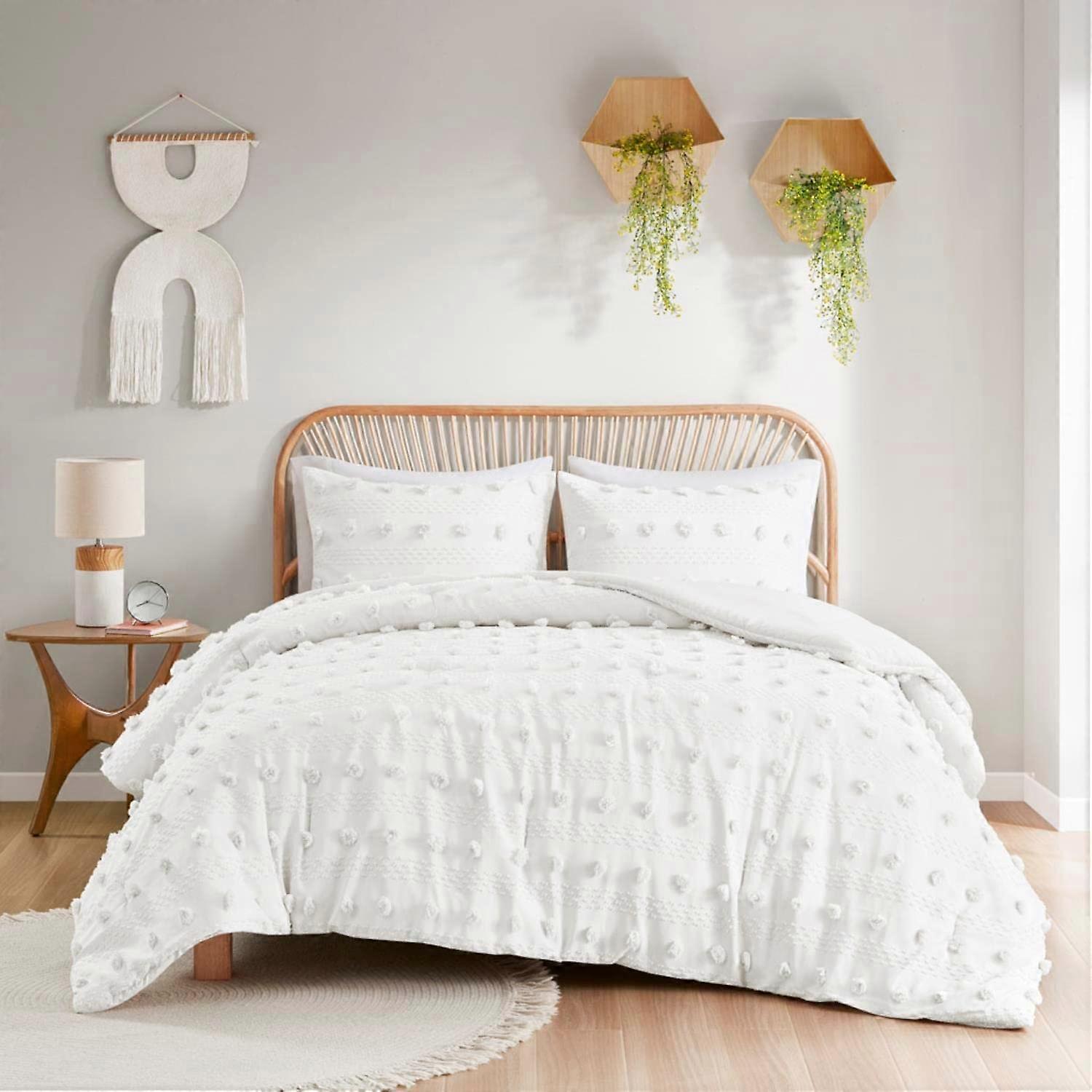 3 Piece Comforter Set Clipped Jacquard Chic Pompoms Accent Fluffy for All Seasons Bed Full/Queen Size
