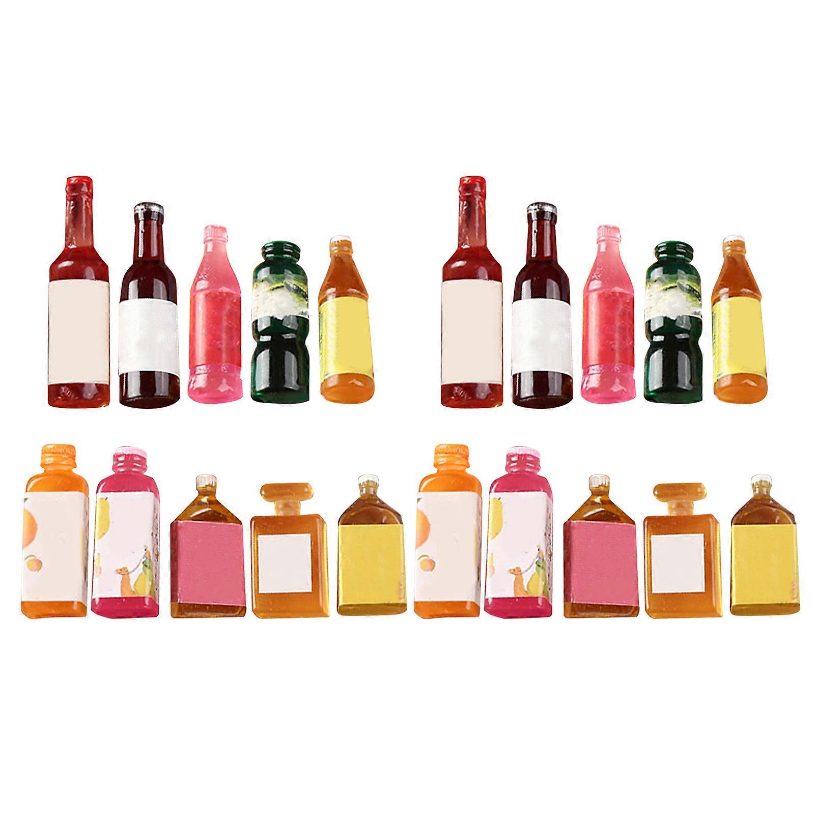20PCS Mini Imitation Wine Bottle Durable Resin Interesting DIY Miniature Wine Drinks Decoration Random Mix of Small Wine Bottles (with Duplicates)