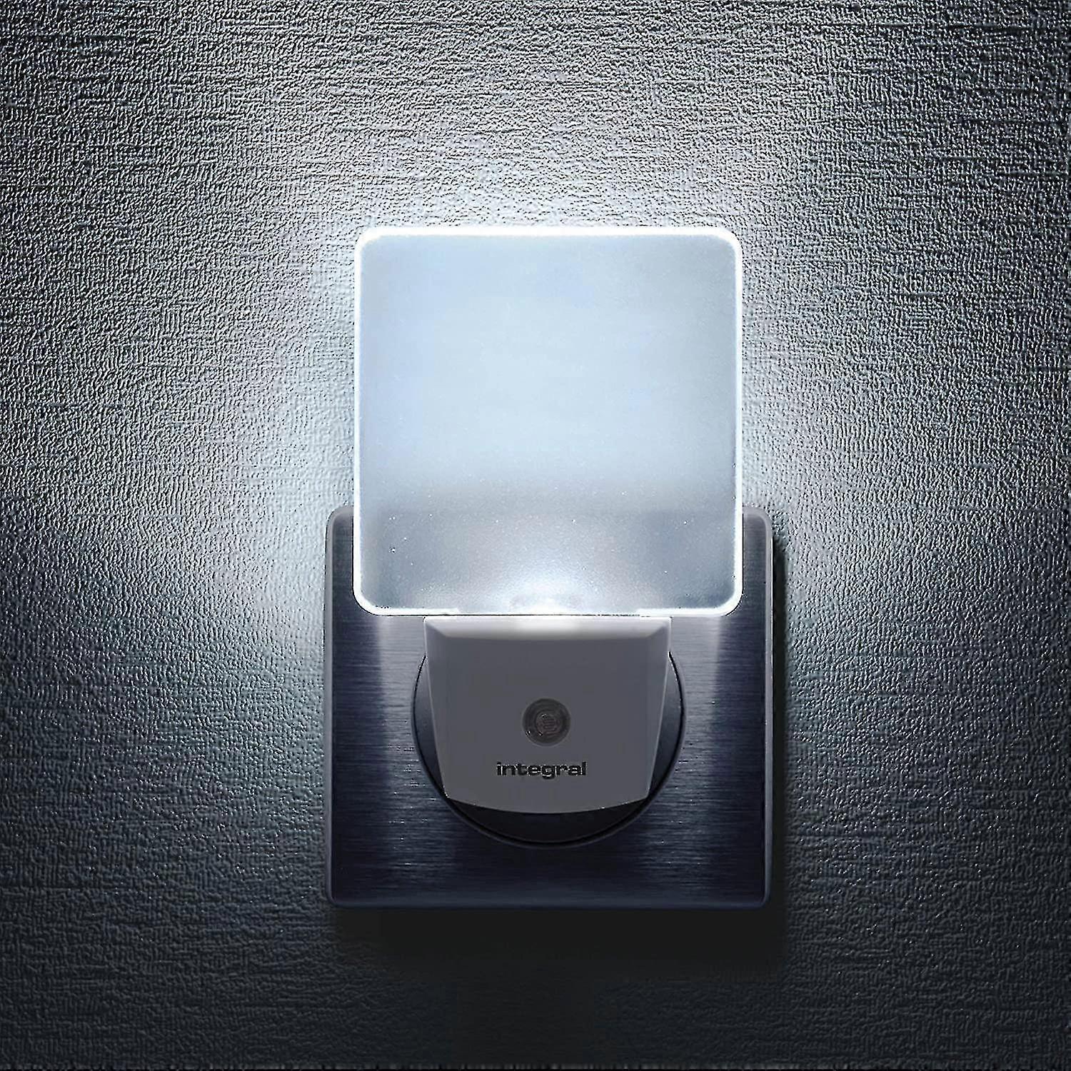 Integral Led Night Light, 2 Pieces, With Automatic Sensor, Day / Night, Socket, Matt White