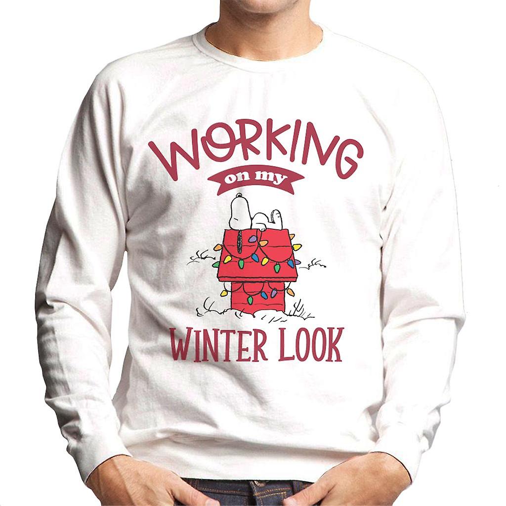Peanuts Working On My Winter Look Men's Sweatshirt
