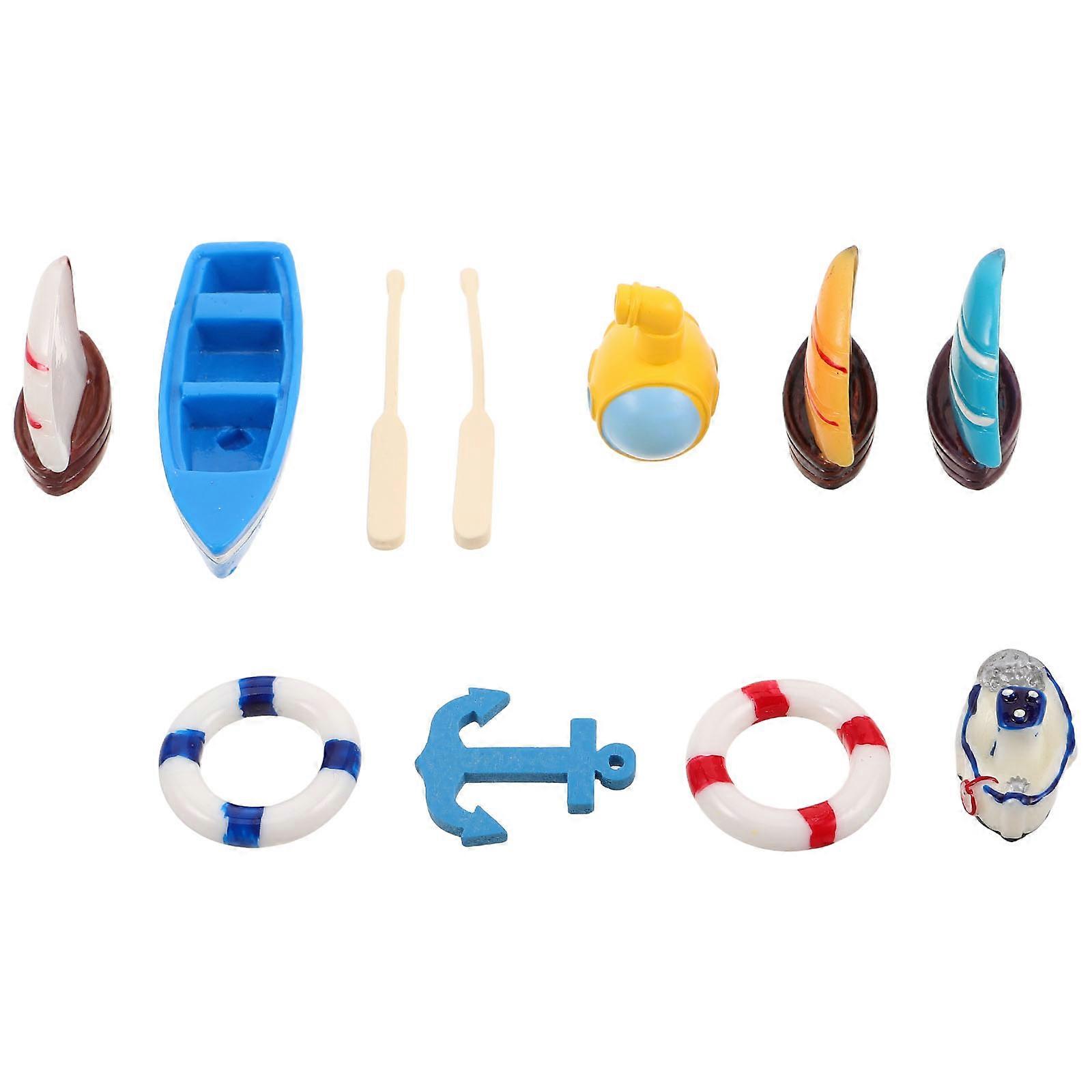 Miniature Boat and Lifebuoy Model 10Set Beach-Themed Decorations Assorted Color Crafted from Durable Resin for Dollhouse Enthusiasts