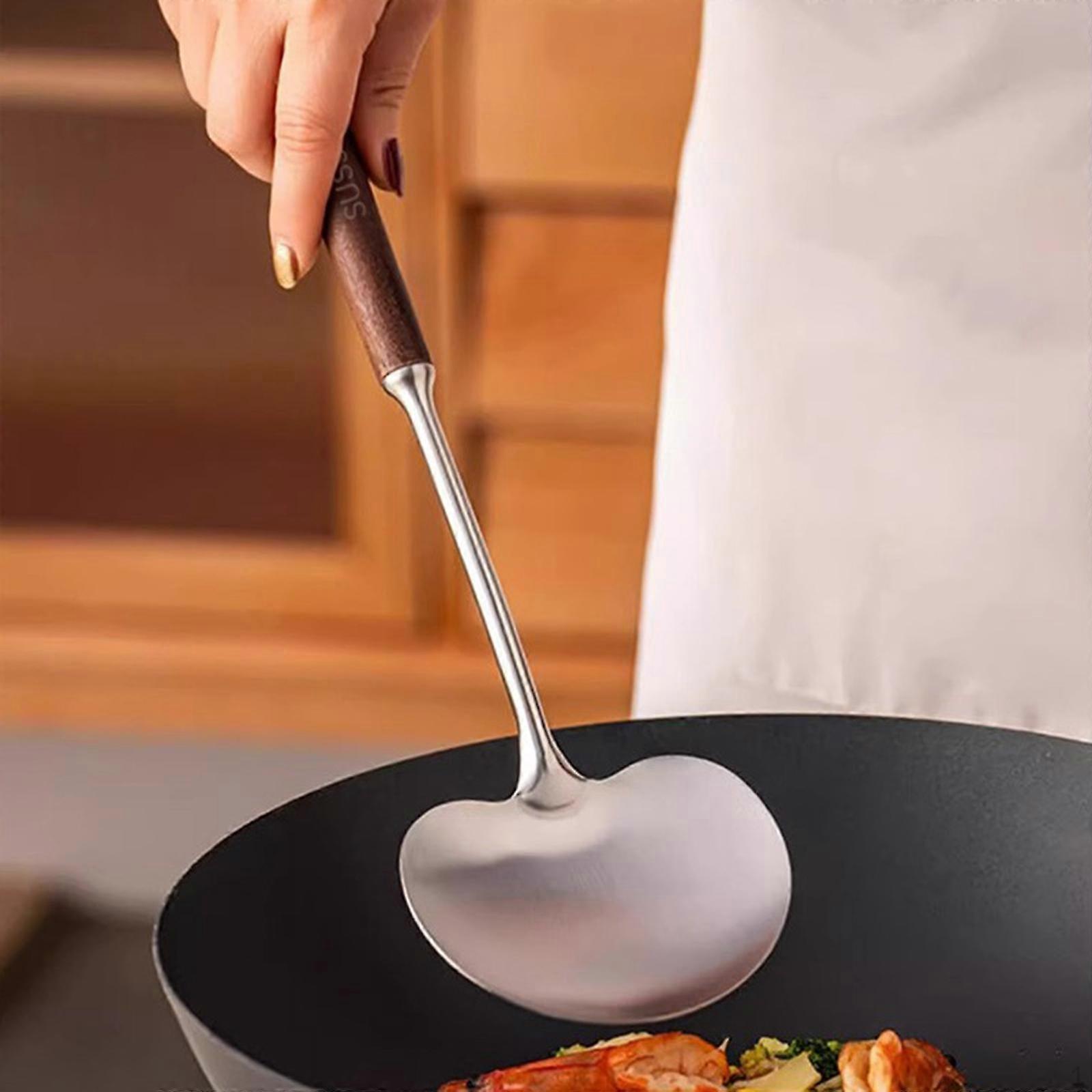Professional, Easy-tStainless Steel Wok with Wooden Handle for Serving And Frying.