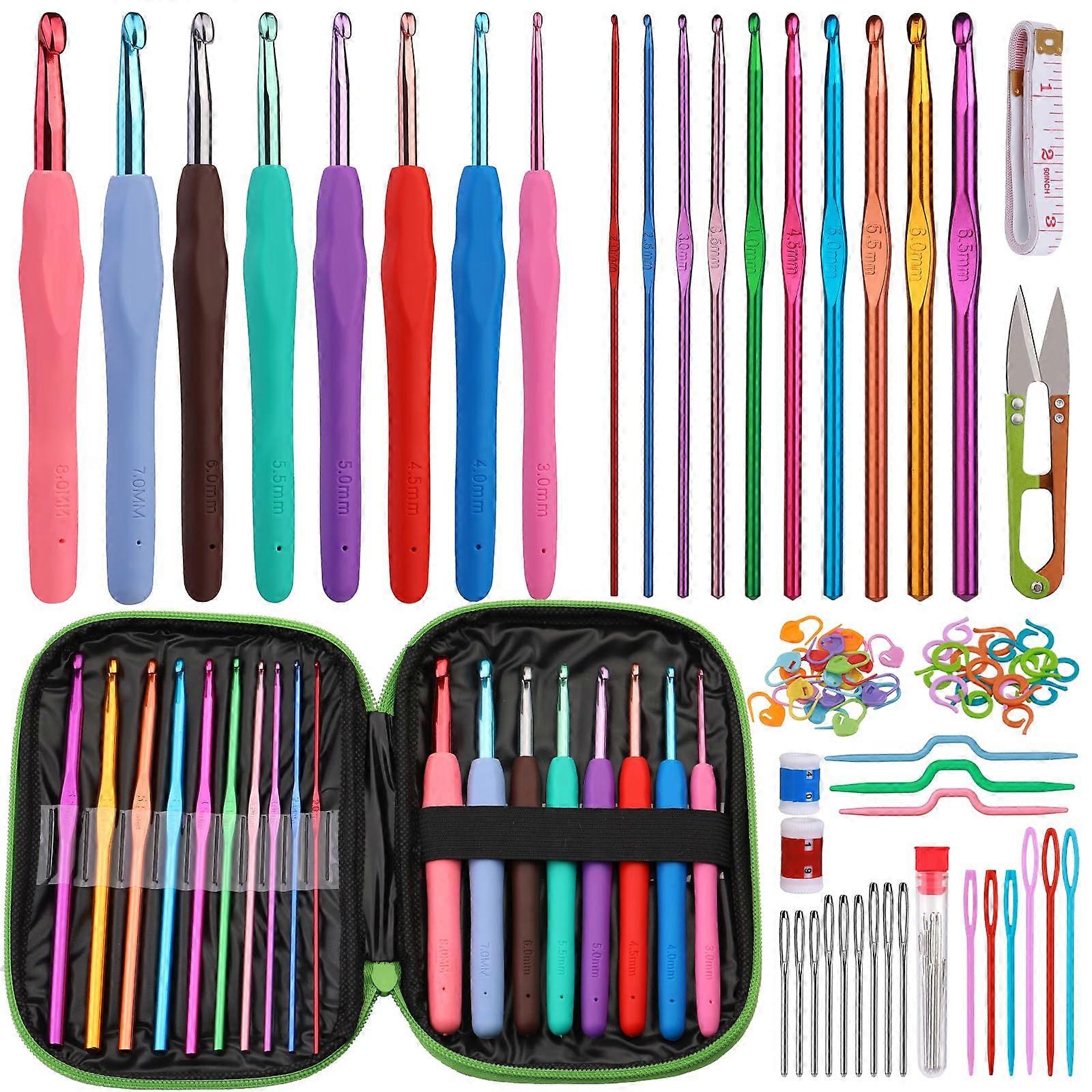 Crochet Hook Set with Ergonomic Grip, Full Size Range, Green Storage Case and Accessories