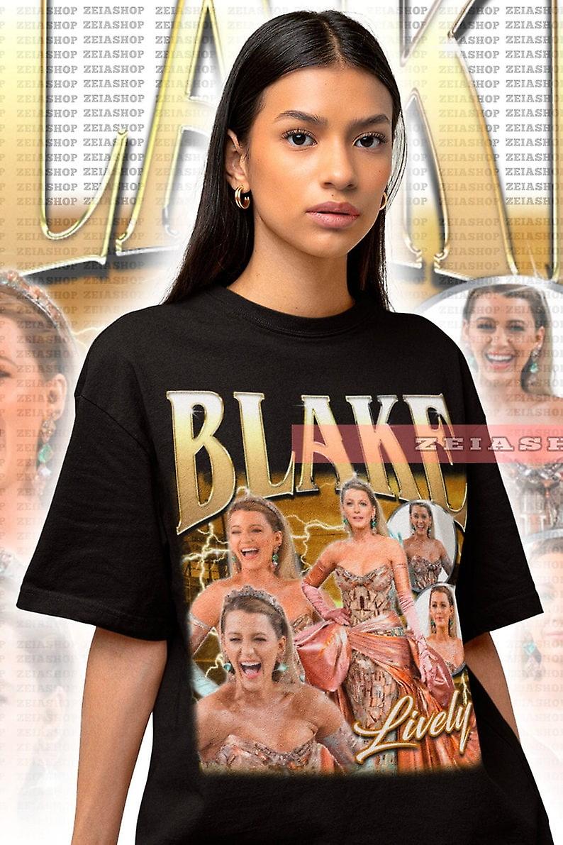 Megan Fox Wearing T Shirt Megan Fox And Cats Shirt, Tee, Tops Apparel