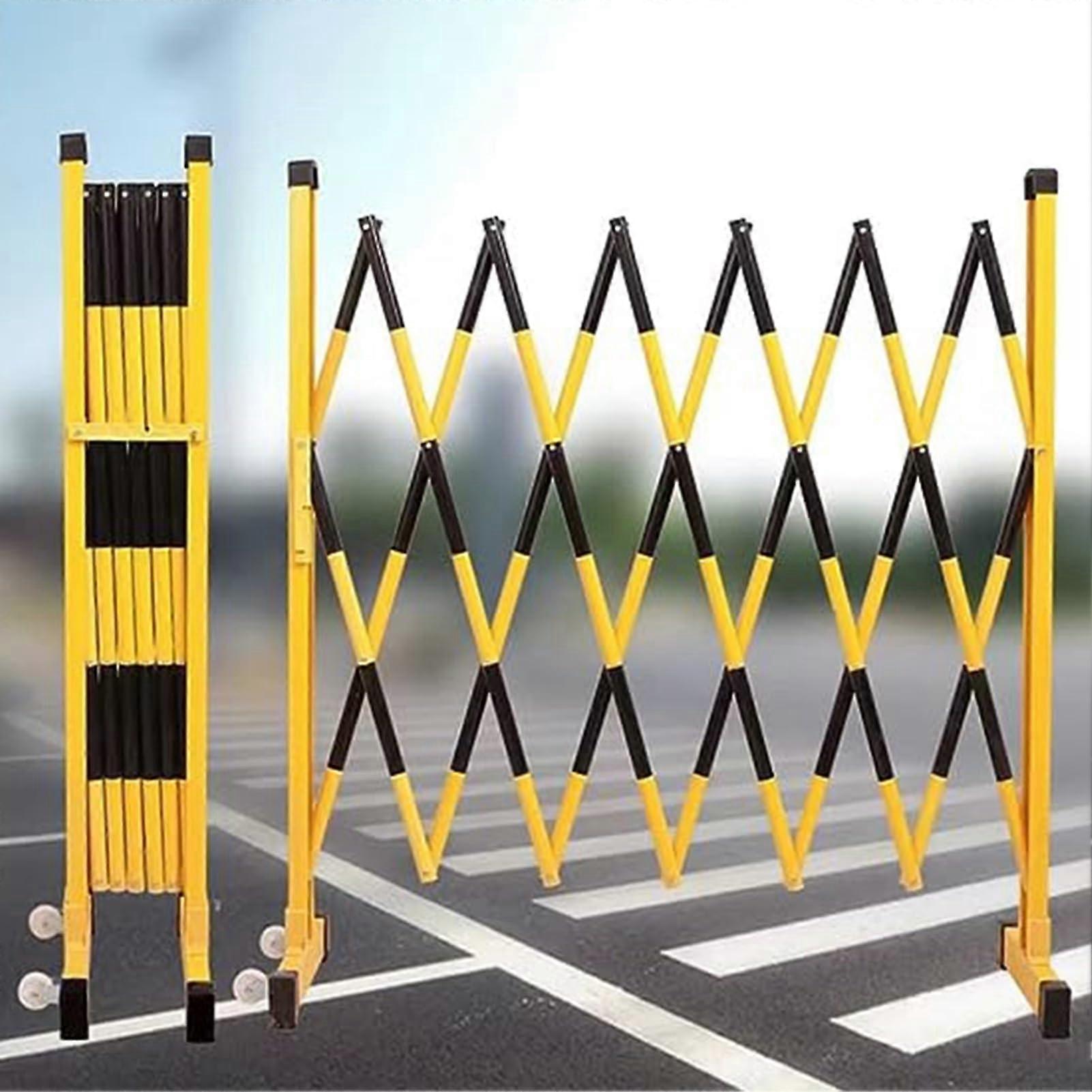 Retractable barrier, traffic barrier, gate post, external and internal retractable metal fence (1.5m x 4m)