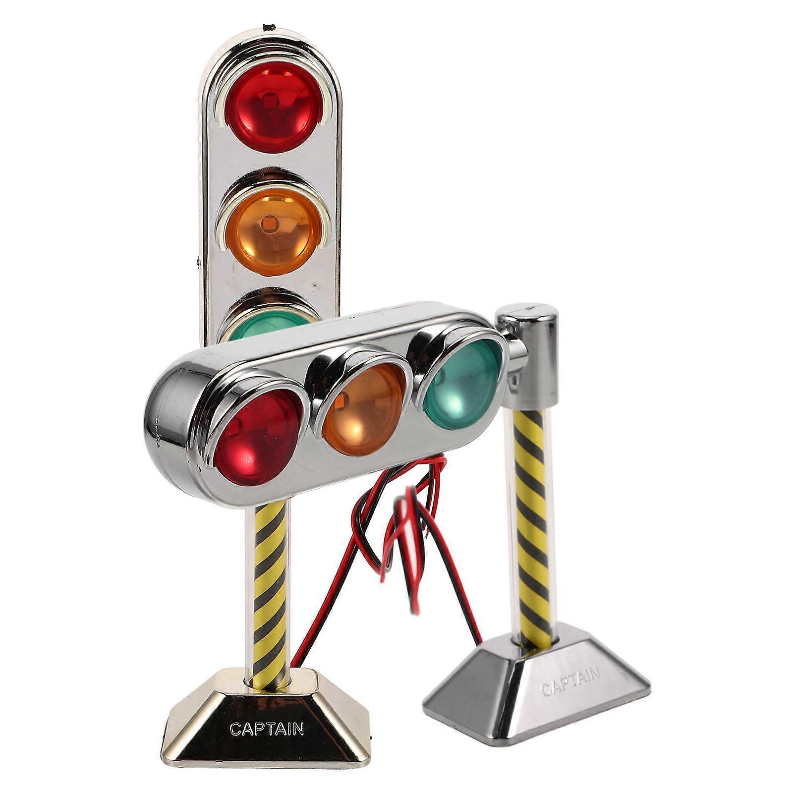 Traffic Light Model Mini Traffic Signal Light Homeowners Business Owners 13.00X11.50X3.50CM Imitates Real Traffic Lights 2Pcs