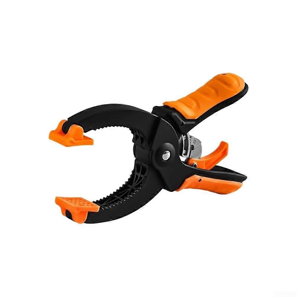 4 sturdy clamps for woodworking projects, with an adjustable clamping range of 050 mm (B).