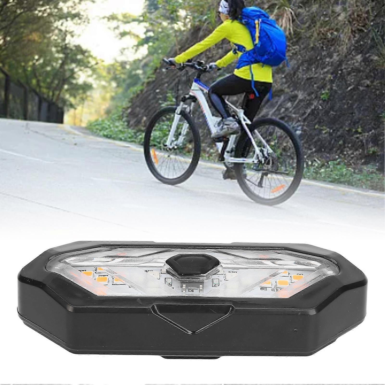 Remote Control Bike Tail Light 900mAh USB Rechargeable Safety Light