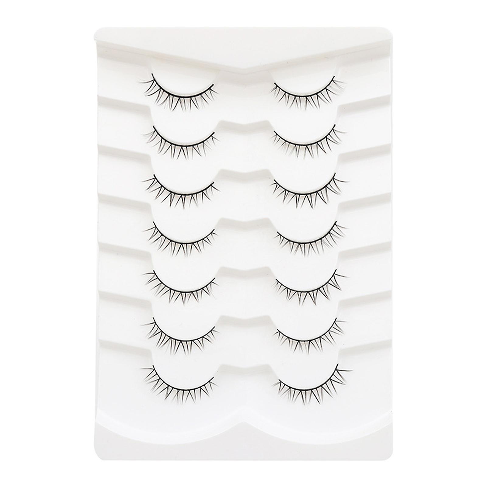 Realistic-looking False Eyelashes Com