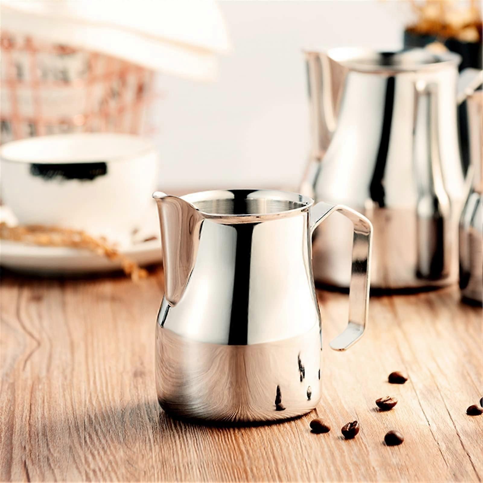 550ml Stainless Steel Milk Frothing Pitcher with Precise Pour Spout for Latte Art and Barista Use
