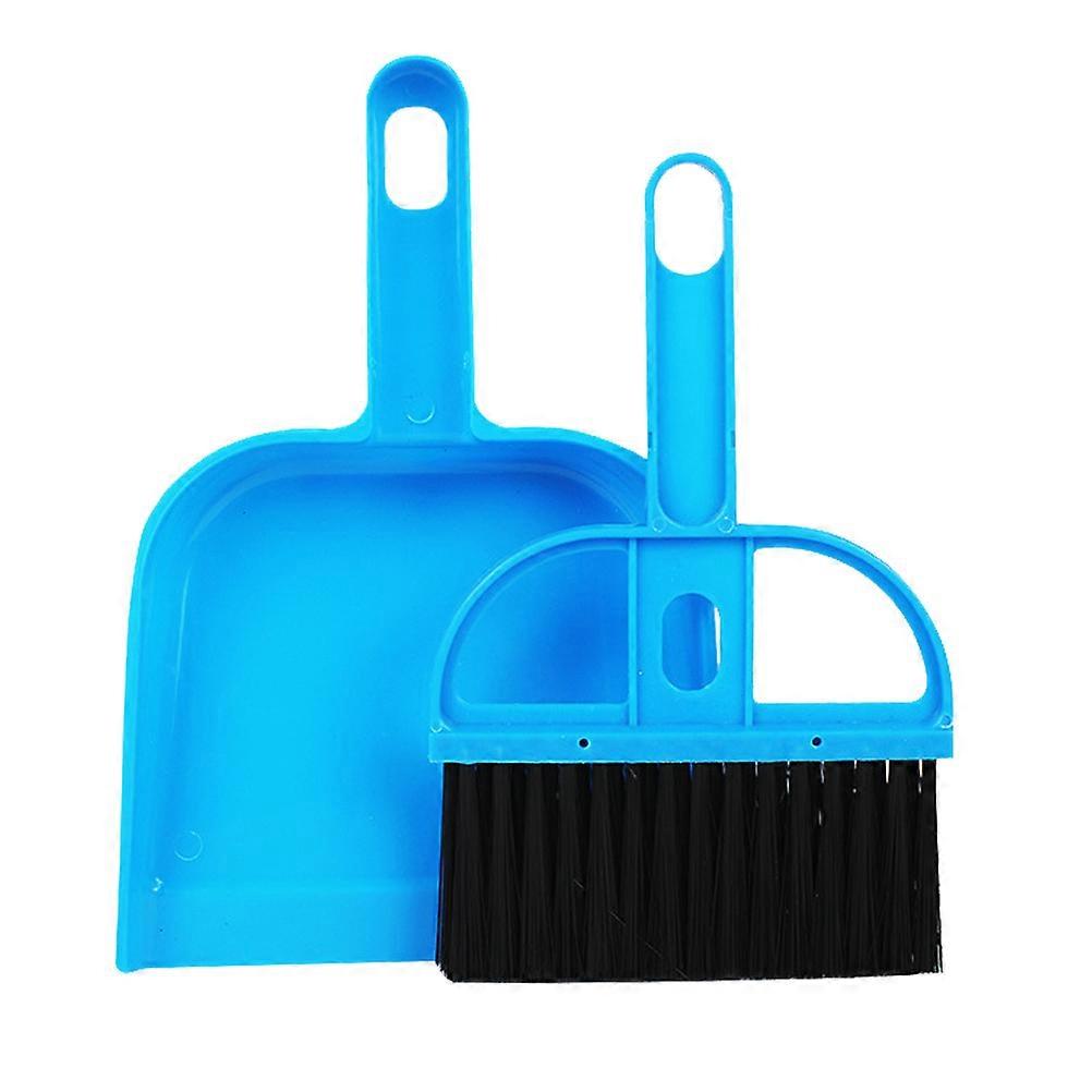 Pet Habitat Cleaner with Versatile Broom for Hamsters Rabbits and Reptiles