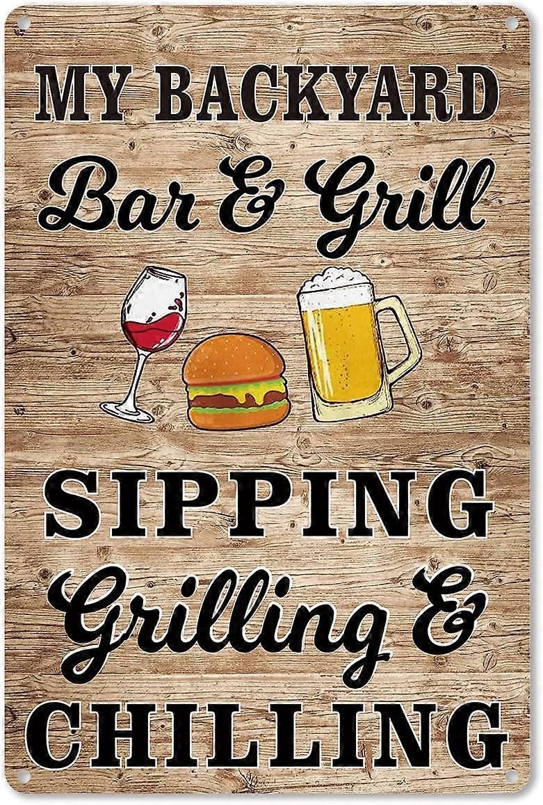 面白い引用私の裏庭の金属の錫の看板壁の装飾素朴な農家の裏庭の看板ホームバーのパブの装飾のためのギフト女性男性の友人8x12インチ