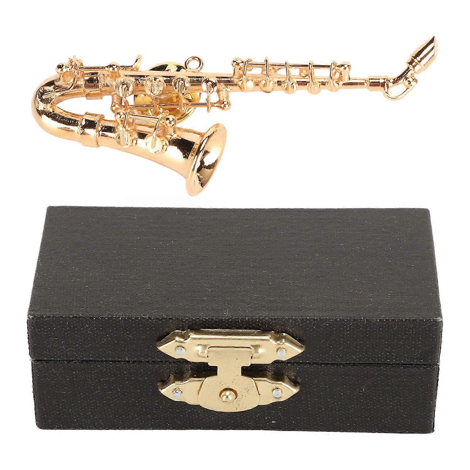 Feature:
1. SAXOPHONE SHAPE: Musical instrument brooch is designed with golden saxophone shape, whic