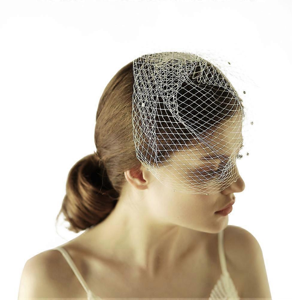 Versatile Bridal Veil with Charming Design, Ideal for Weddings and Photoshoots