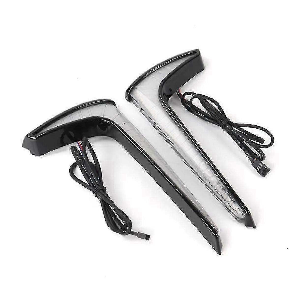 Redesigned Front Fairing with LightIndicator for Indian Chieftain & Pursuit Motorcycles: Black & White Run, Turn, & Brake Lights