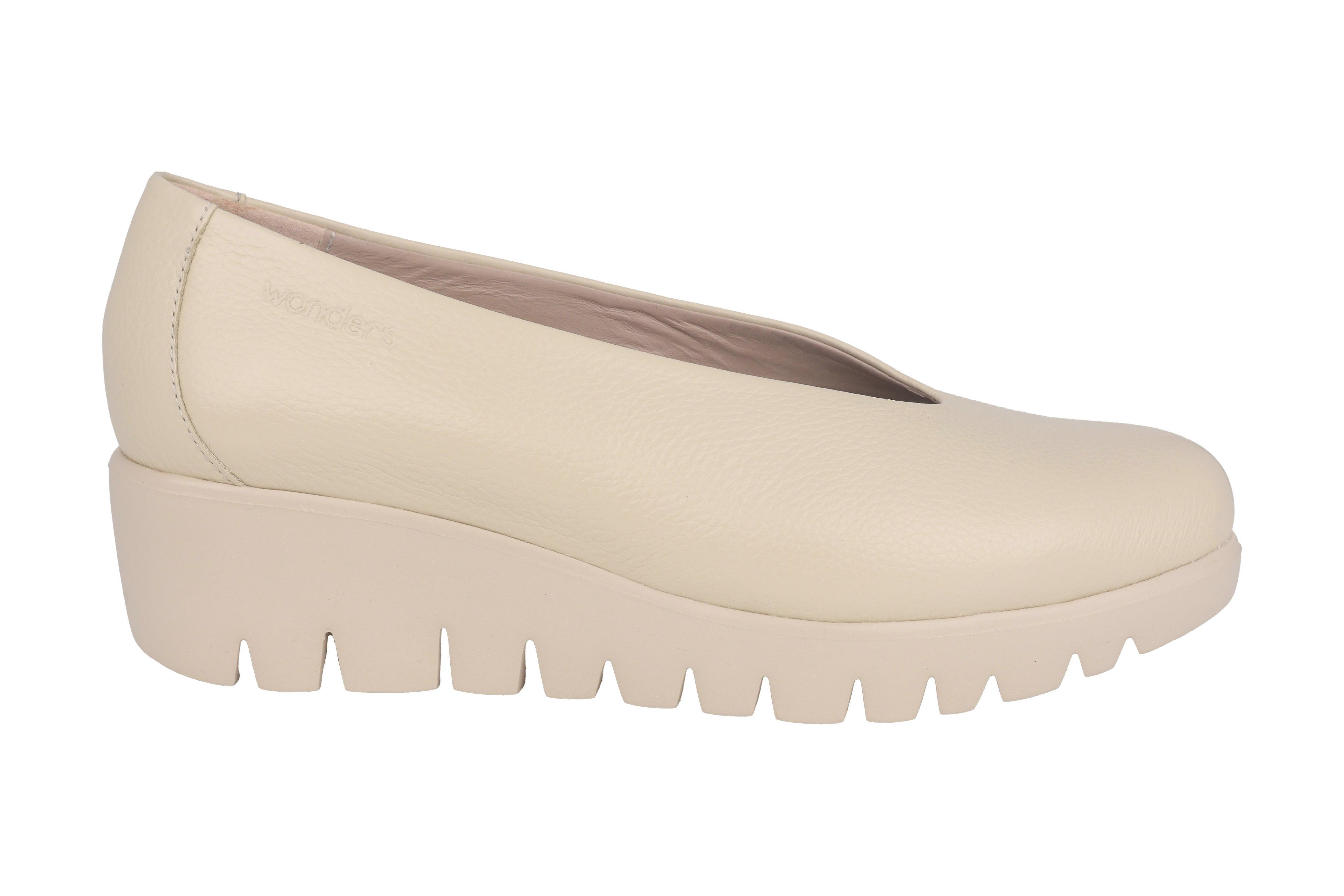 Wonders Fly 00 - women's loafer