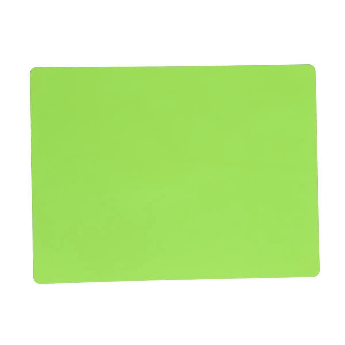 Silicone Table Mat for Tableware Use Assorted Color Great for Dinner Parties and Family Gatherings 2PCS