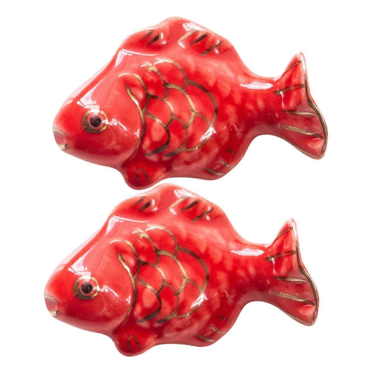 2pcs Red Ceramic Fish Chopstick Rests Lifelike Design for Home or Restaurant Tableware Decor