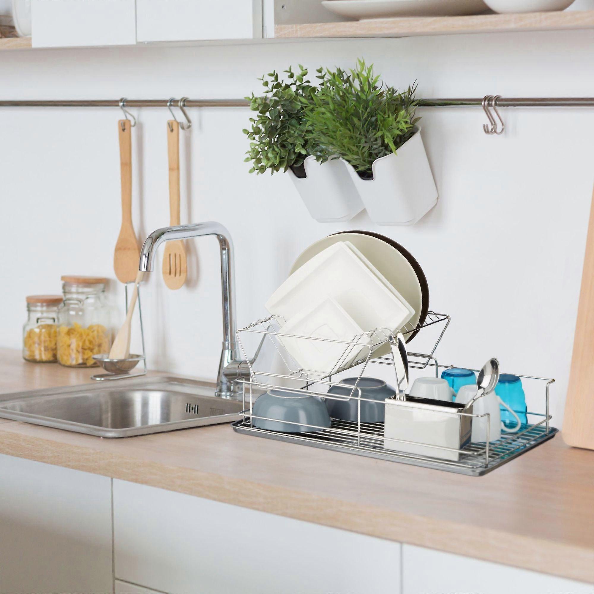Dish rack with cutlery basket