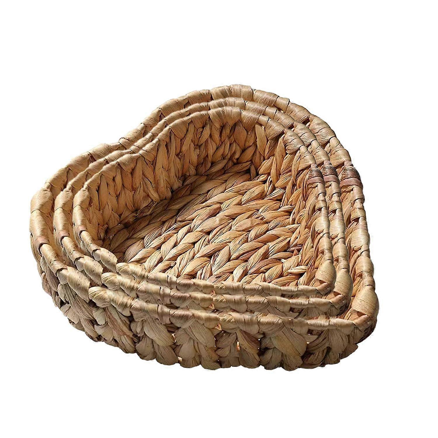 Set of 3 Water Hyacinth Storage Baskets Heart Shaped Handwoven Multi Size Eco Friendly Design