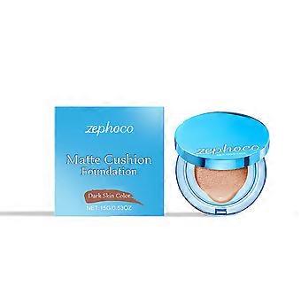 Base cushion matte para tons de pele escuros, maquiagem de base natural, leve e com boa aderência, sem acumular nas linhas de expressão, cobertura total.