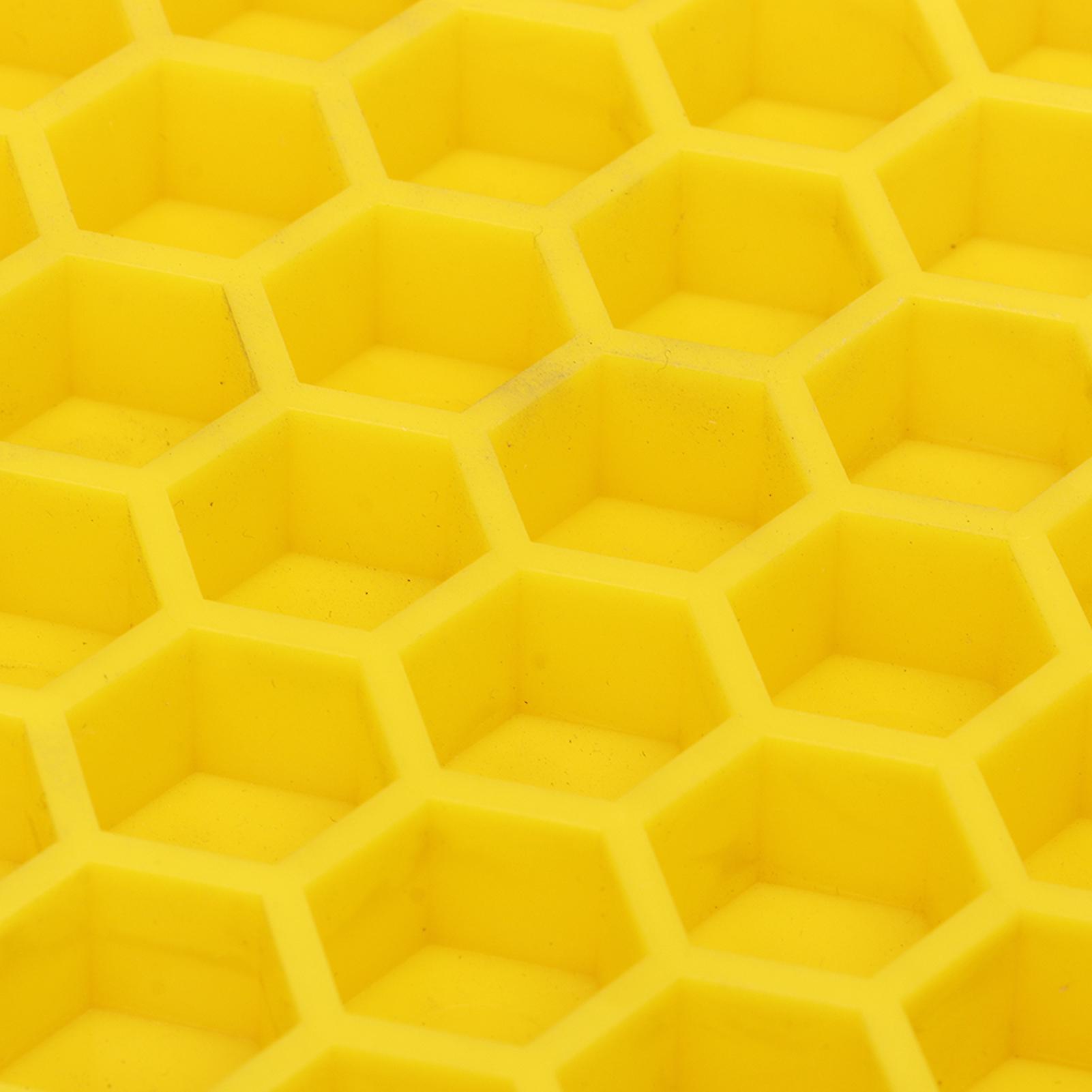 4PCS RV Jack Pad Prevent Jacks Sinking Anti Slip Weather Proof Leveling Jack Block for Camper Caravan Trailer Yellow