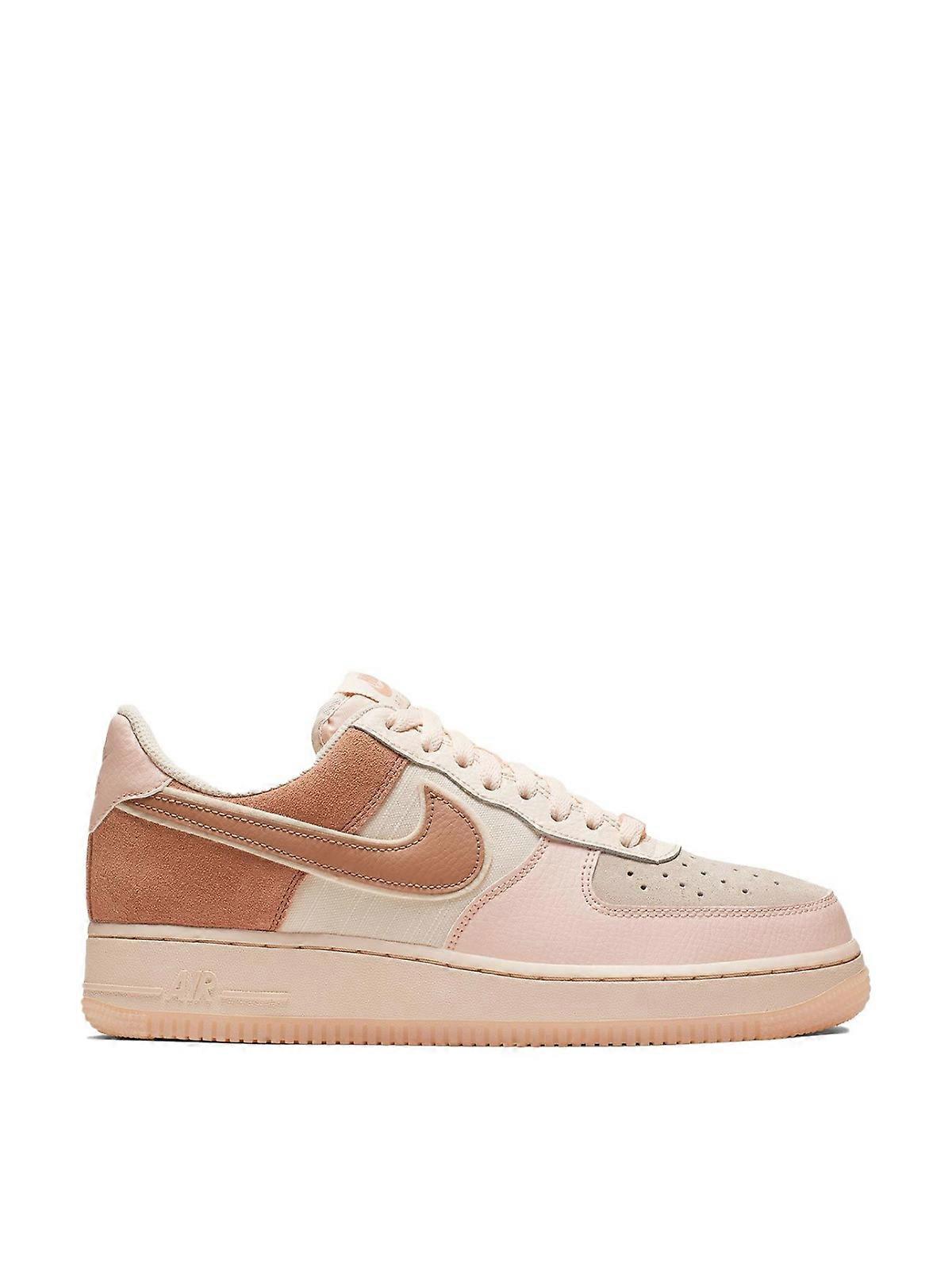 Air Force 1 '07 Premium Sneakers