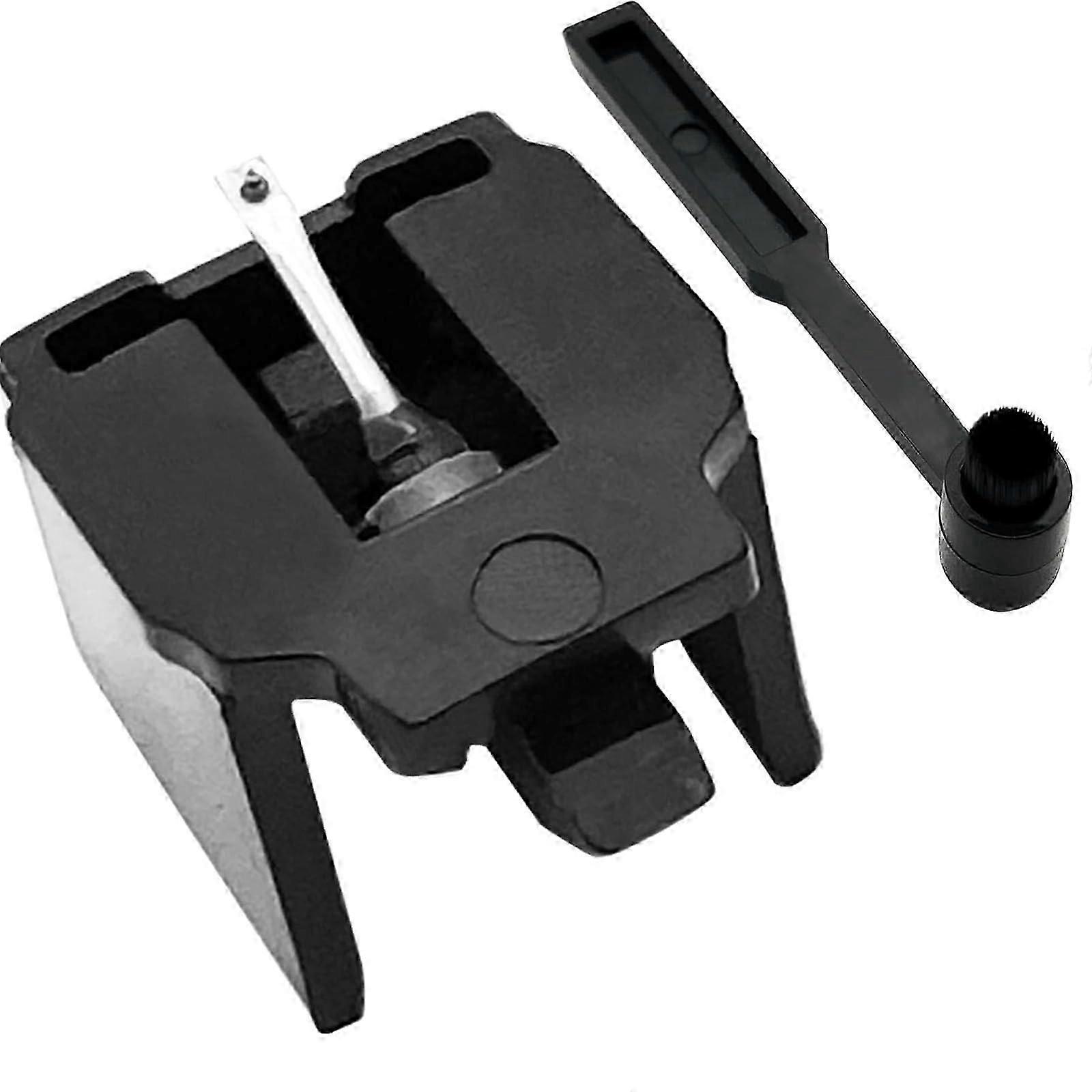 Record player replacement needle with brush, featuring diamond tips for turntables in British audio setups.