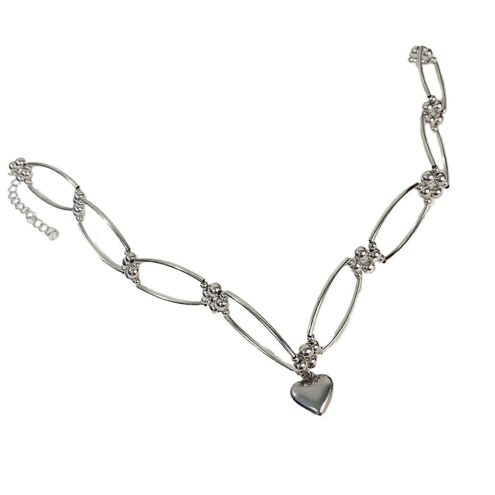 Minimalist heart pendant necklace made of durable alloy materials, for dates, parties, decorations, daily wear, and special occasions.