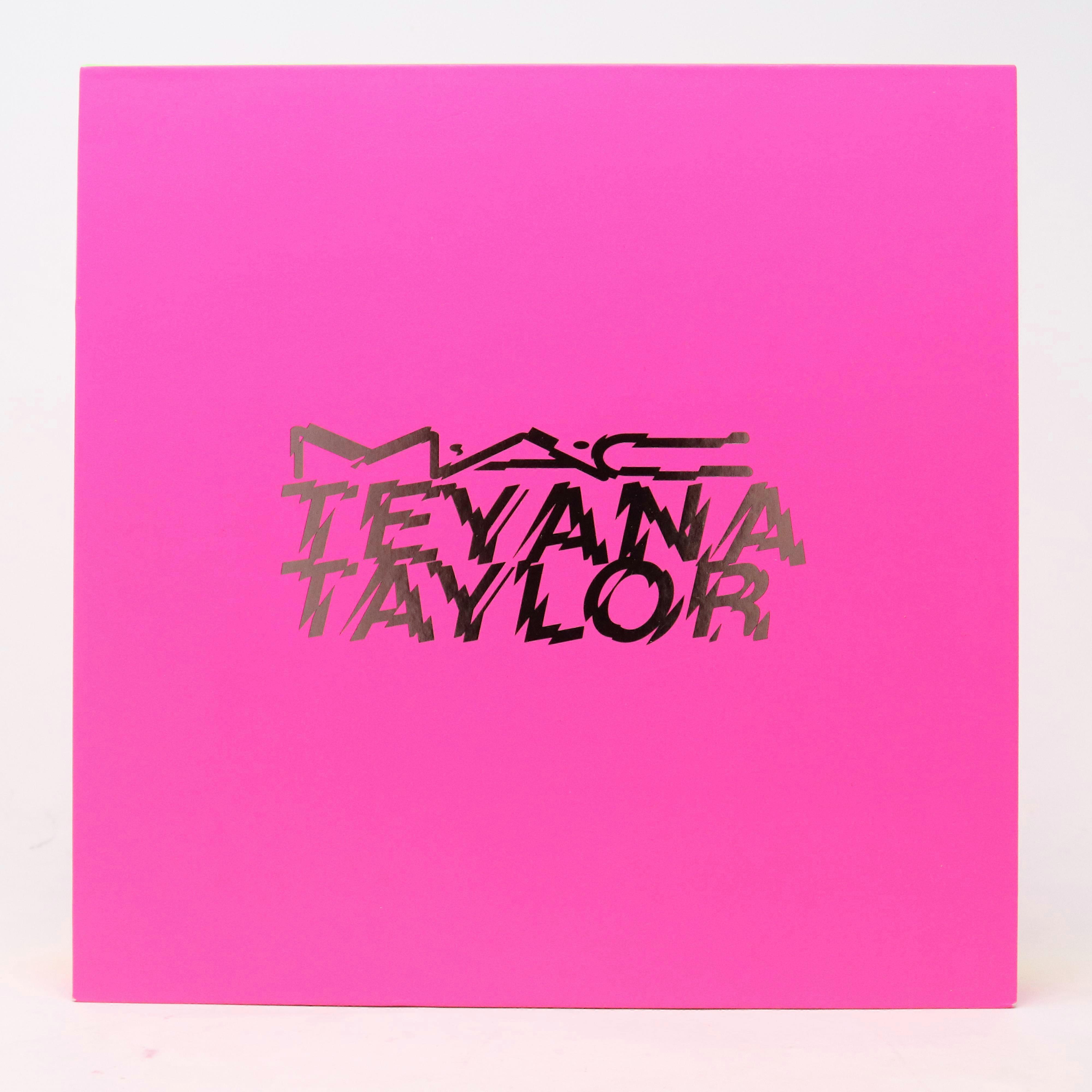 Mac Teyana Taylor 13 Pcs Set    /