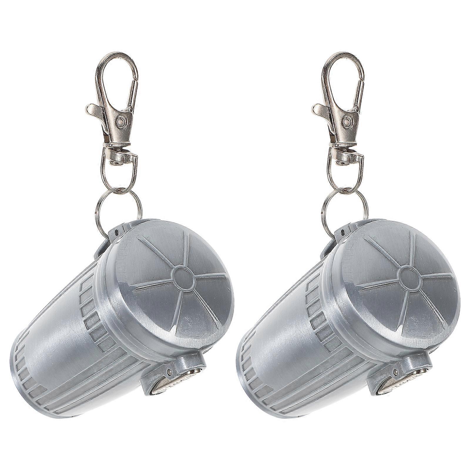 Portable Metal Ashtray with Lid – Compact, Durable, Windproof Design for Car, Travel, and Outdoor Use – Includes Keychain Accessory for Smokers