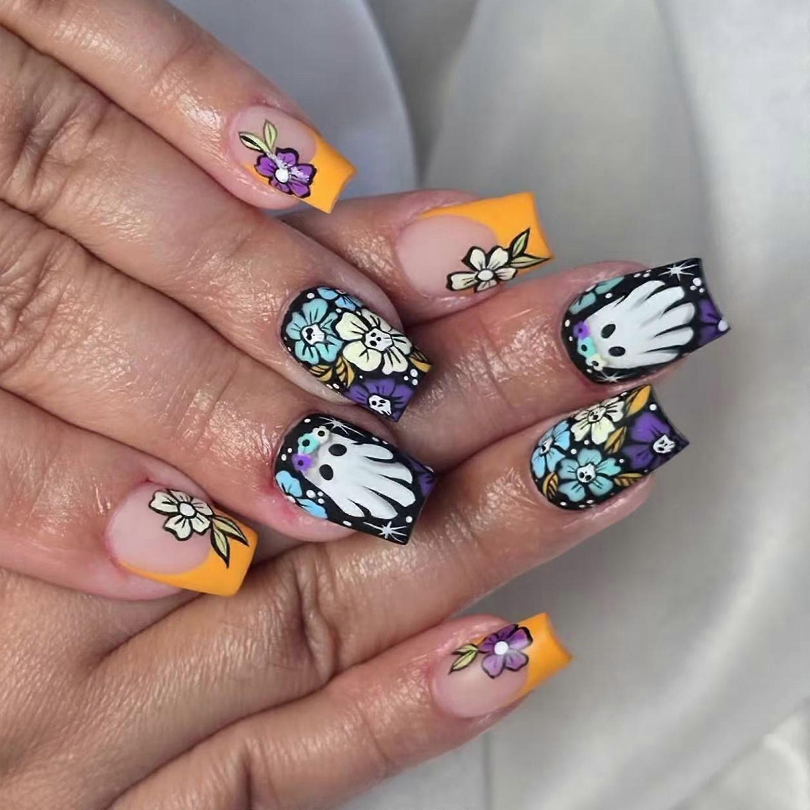 24PCS Reusable Press On Nail Halloween Theme Featuring Spooky Cobweb Skull Patterns And Comfortable ABS Multicolor