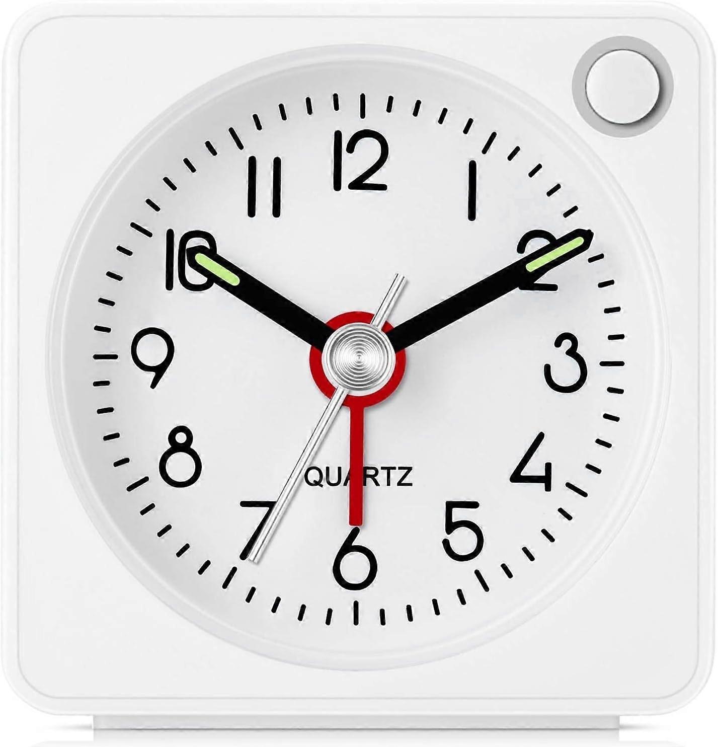 Analog Alarm Clock, Classic Analog Travel Alarm Clock with Snooze Function and Light, Mini Alarm Clo