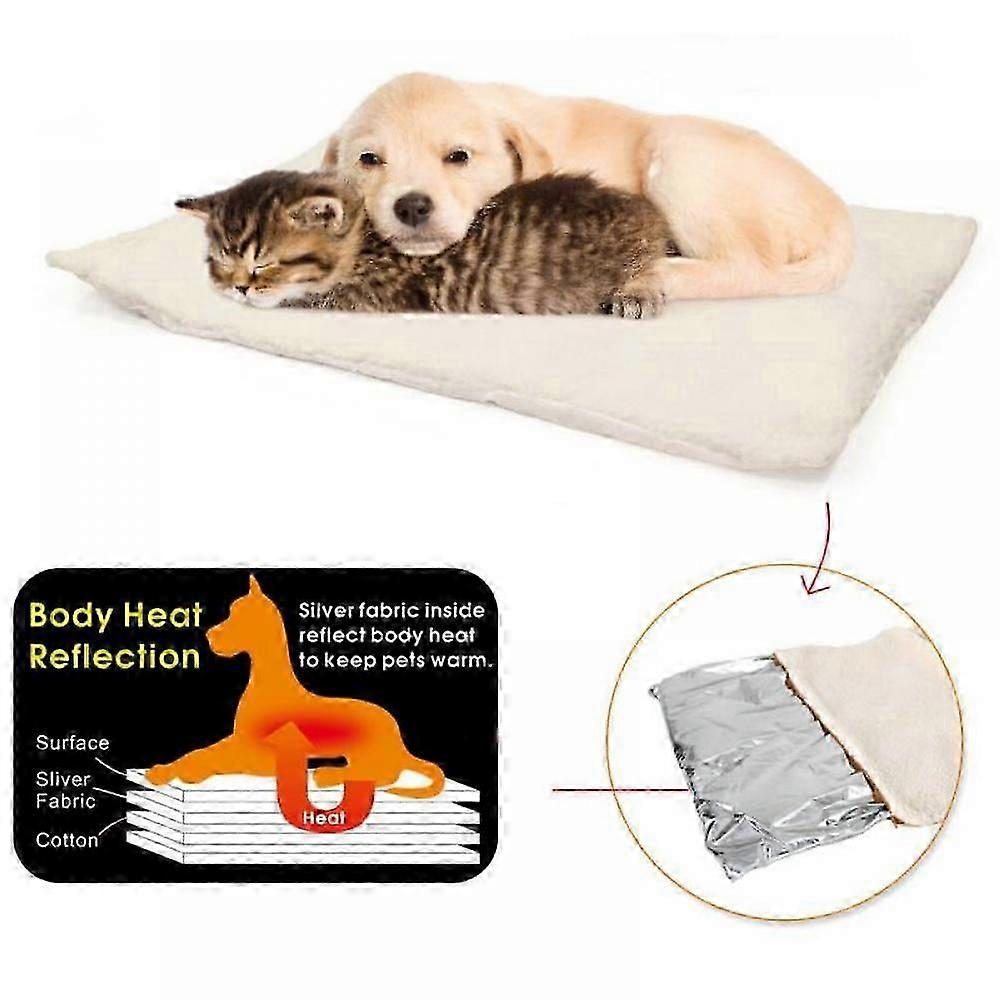Medium self-heating pet bed with removable cover, white