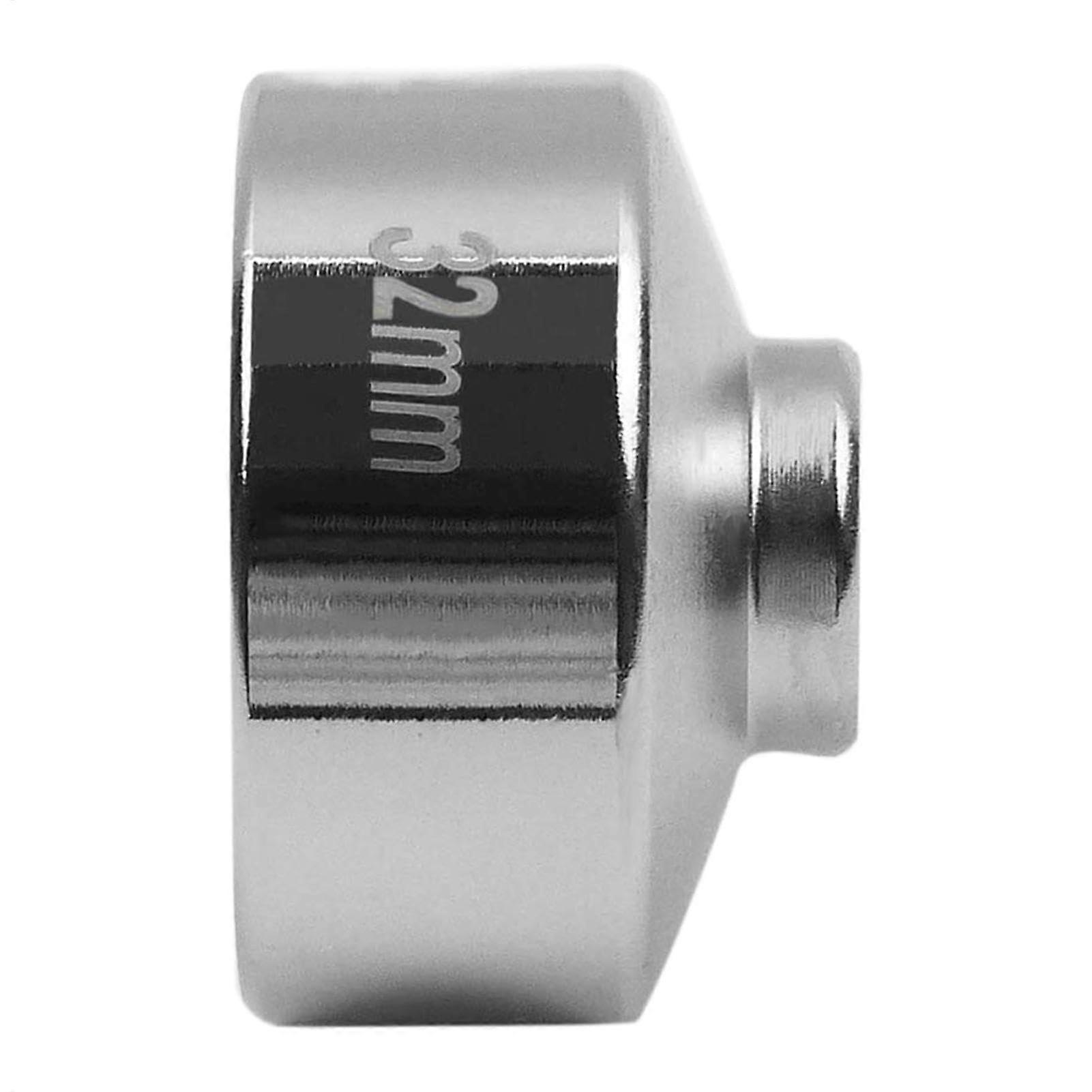 Oil filter wrench, 32mm socket, tool for removing the drive, compact and portable, 3.2cm/1.26 inches for use on motorcycles, cars, and other vehicles.