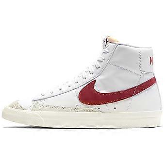 Nike Blazer Mid 77 Ziegelrot BQ6806-102