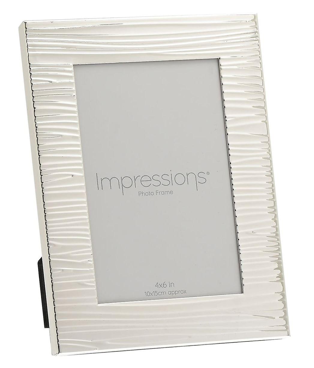 Juliana Impressions Ripple Texture Silver Plated Frame 4 x 6 - Silver/White