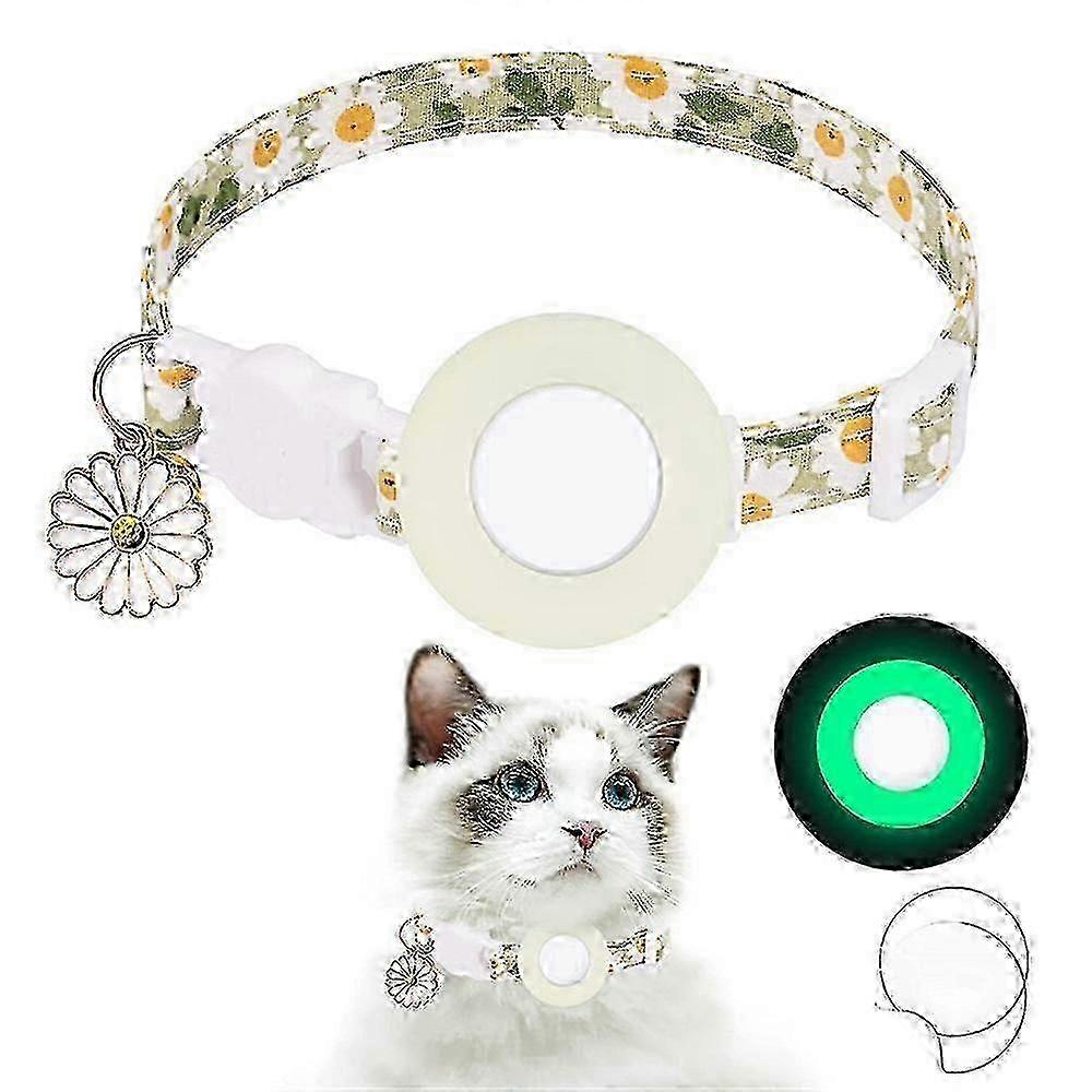 Adjustable Daisy Pattern Pet Collar with Silicone Case for AirTag Tracker