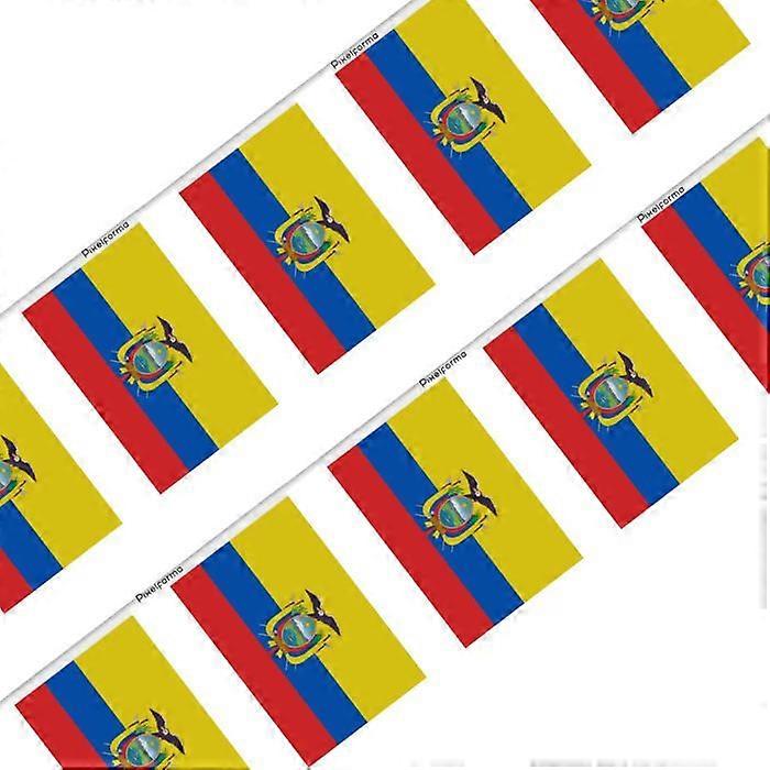 Garland – Flag of Ecuador – 14 x 21 cm – Polyester – To hang – 20 pieces