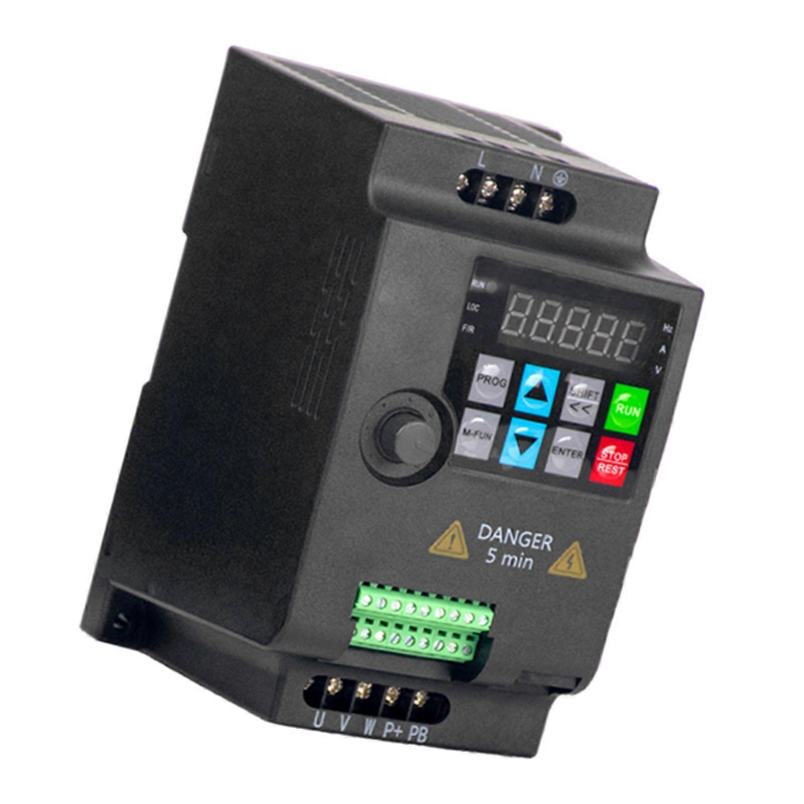 Single Phase AC220V Vector Inverter VFD Variable Frequency Converter for Stepless Motor Speed Control