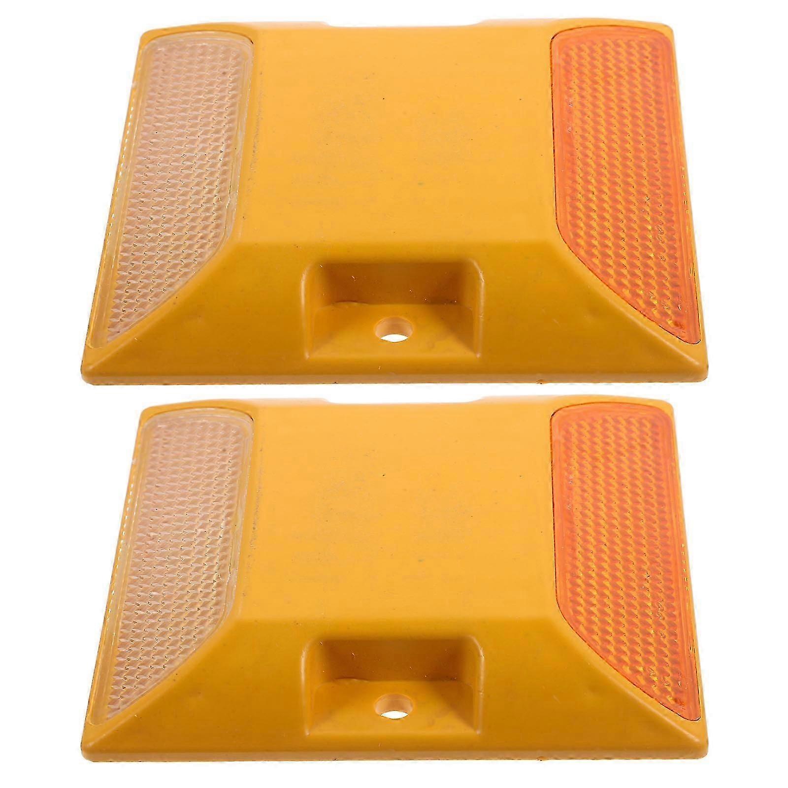 Plastic Reflective Road Markers for Sidewalks 2Pcs Driveway Stud Markers