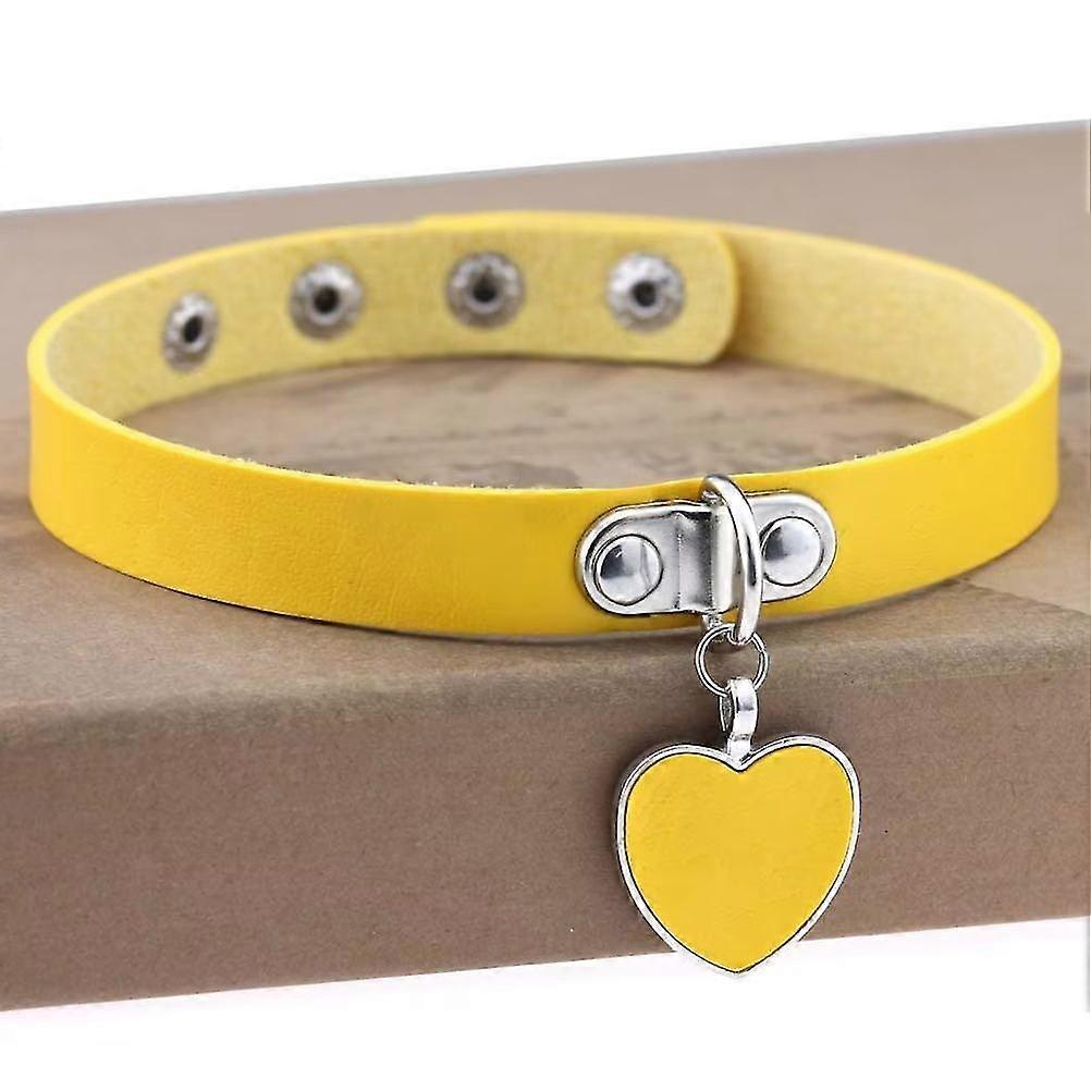 Adjustable PU Leather Love Heart Choker Necklace with 3D Charm for Punk Goth Style, Suitable for Various Occasions