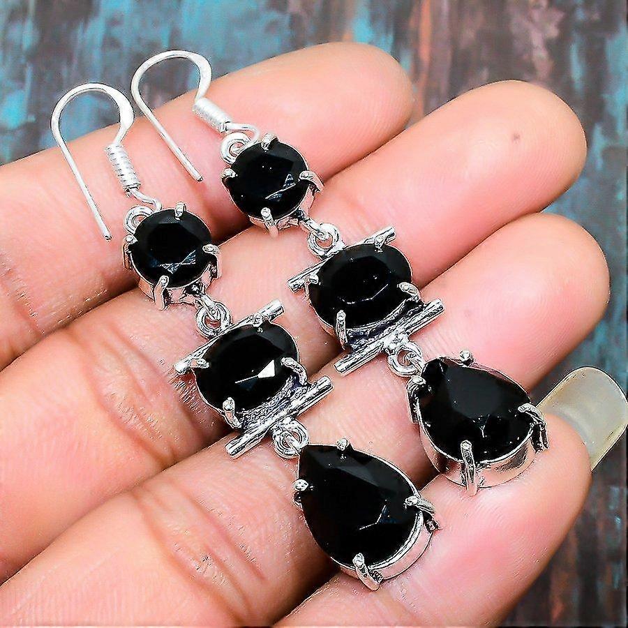 Boucles d'oreilles en argent sterling 925 et pierre précieuse spinelle noire, un bijou charmant fait main