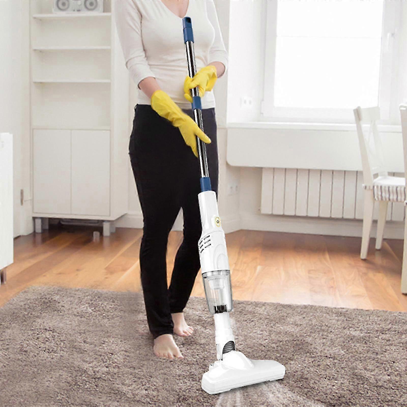 Lightweight cordless vacuum cleaner with long runtime