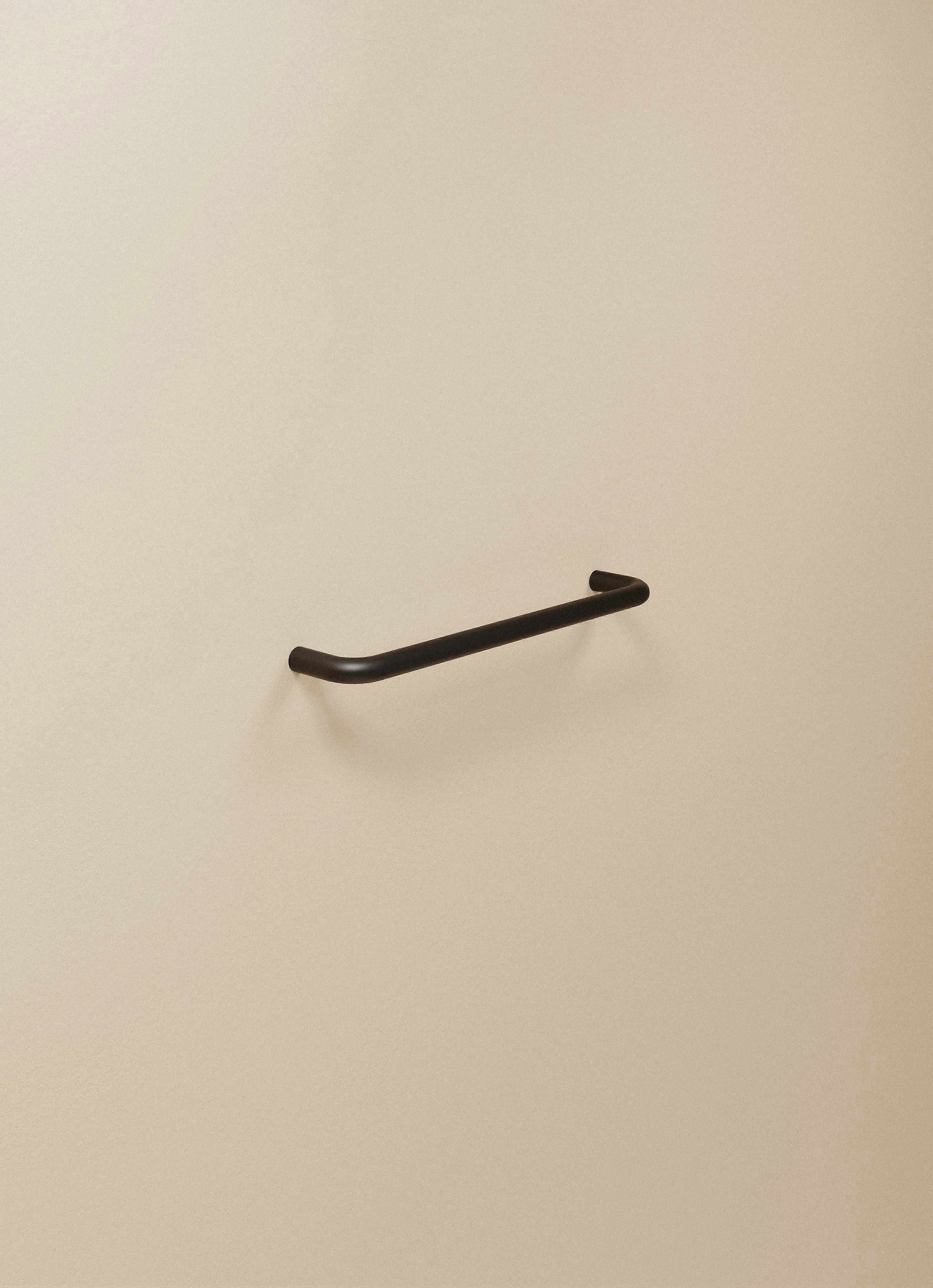 COSMIC Towel rail, Black Matt, Wall-mounted, 40 cm. Collection BWC