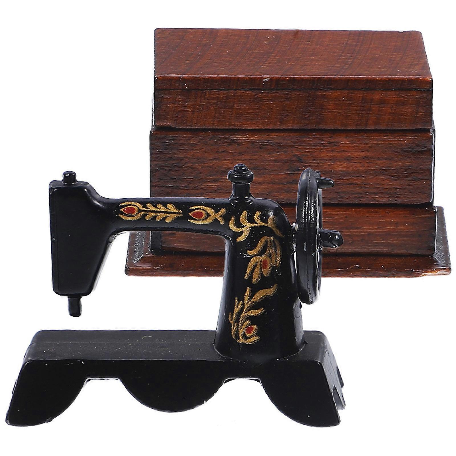 Decorative Vintage Style Miniature Sewing Machine for Dollhouse Accessories 3.30X2.30X2.10cm Manual 1 Set