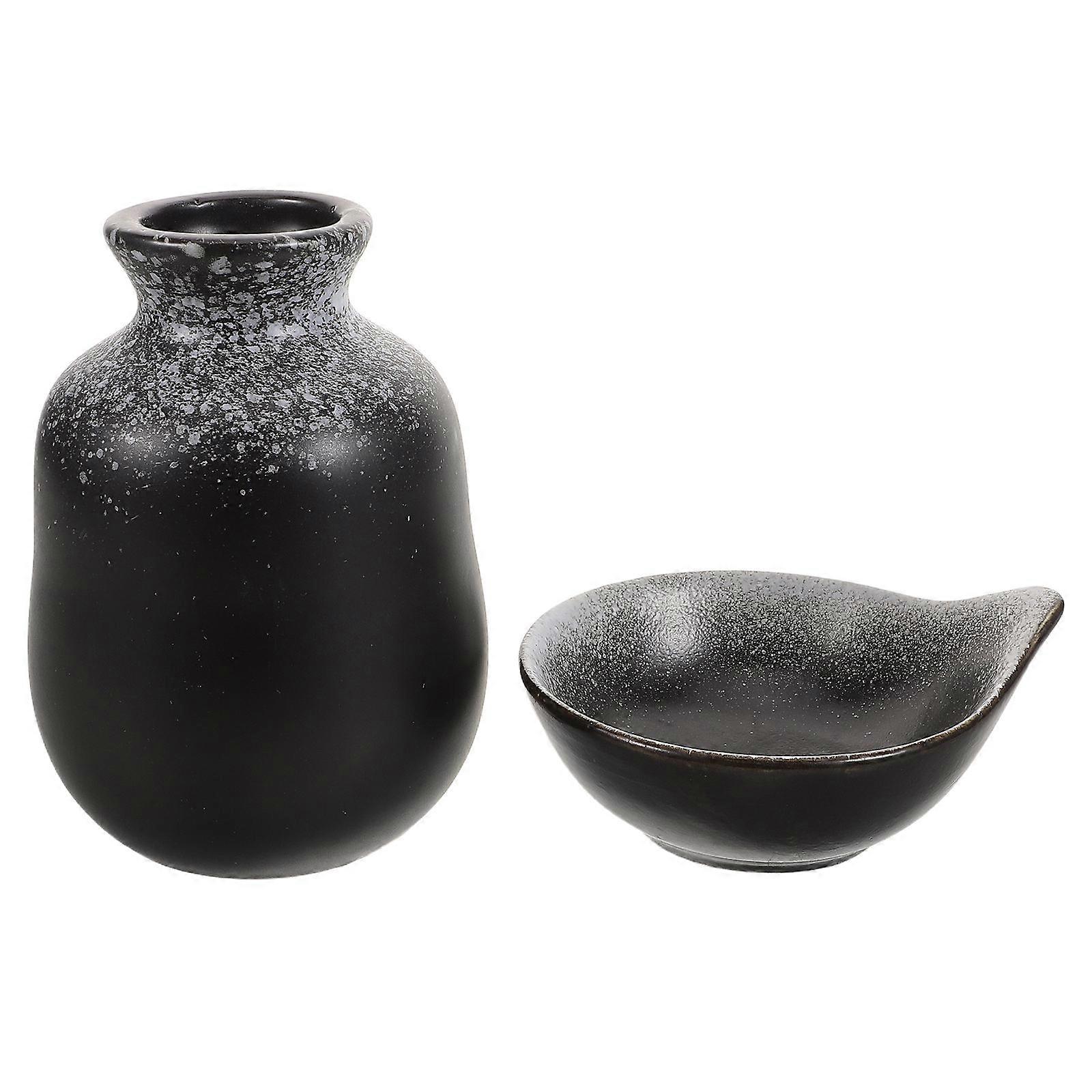 Ceramic Japanese Sake Set for Home 2Sets Porcelain Tokkuri Bottle and Ochoko Cups