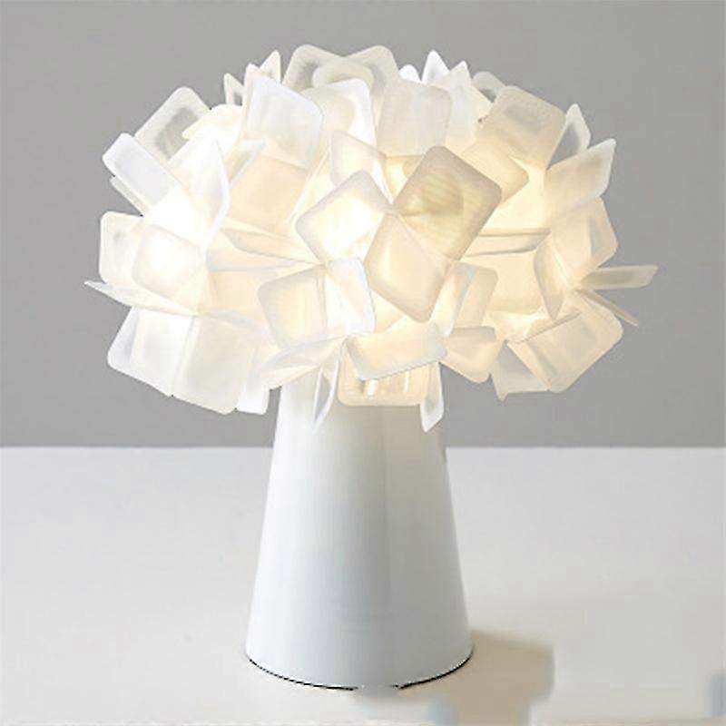 Nordic Creative Table Lamp Postmodern Desk Lighting Led Decorative Bed Side